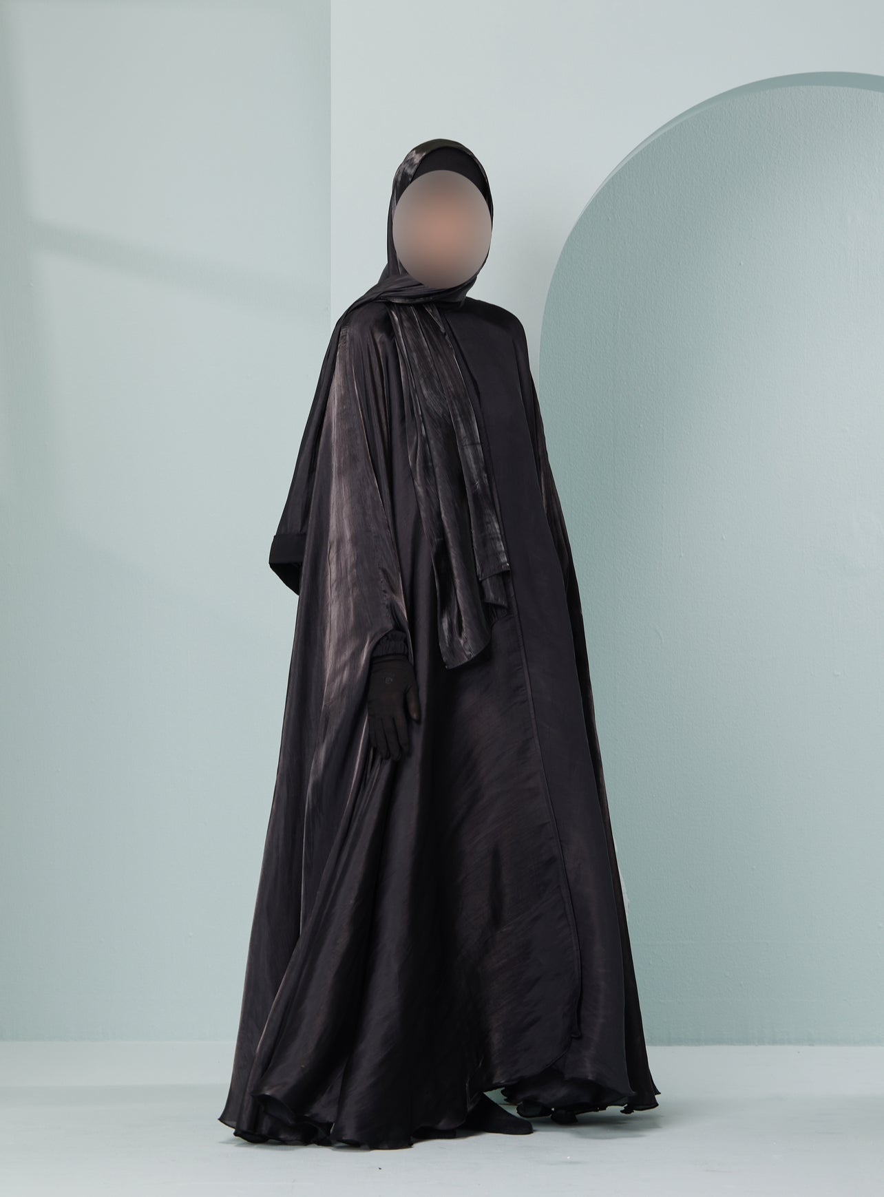 Women's Luxury Kaftan Style Abaya Set with scarf in Black