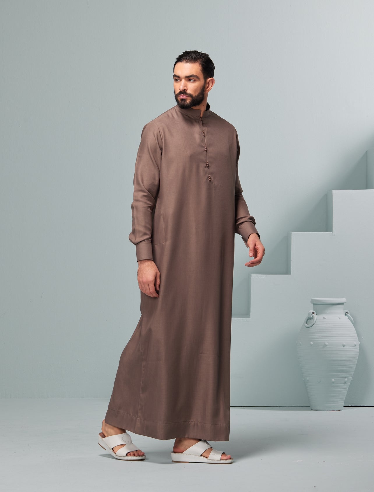 Mens Traditional Saudi Collared Thobe in Hazelnut Thobeluxe