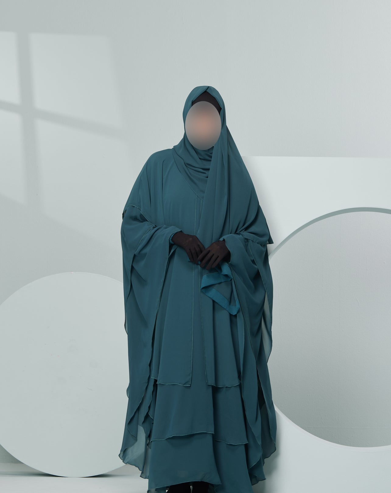 Women's Farasha Style Abaya with scarf in Teal