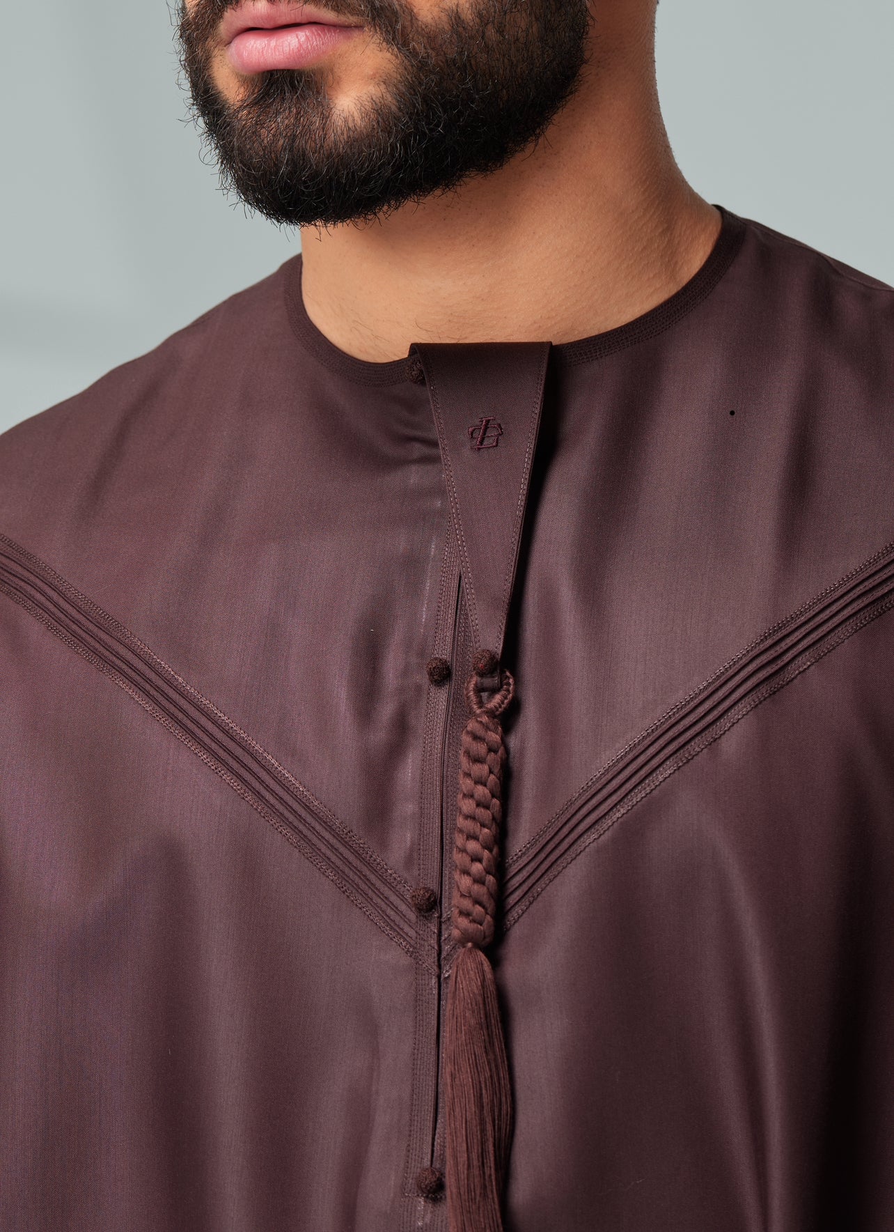 Men's Premium Emaar Thobe in Chestnut Brown with Tassel Thobeluxe