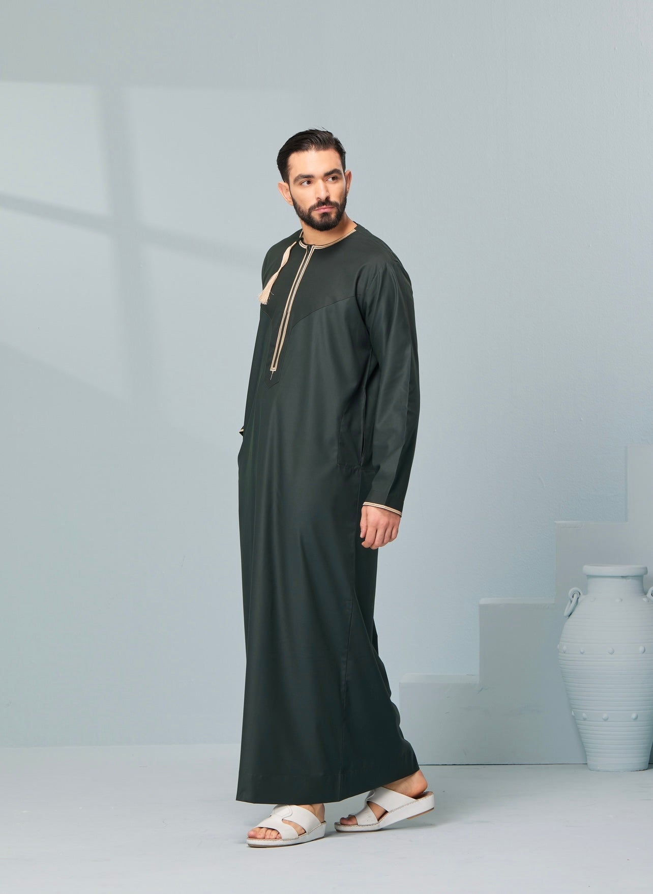 Men's Omani Style Thobe in green Omaar, embroidered thobeluxe authentic saudi thobes, premium thobes