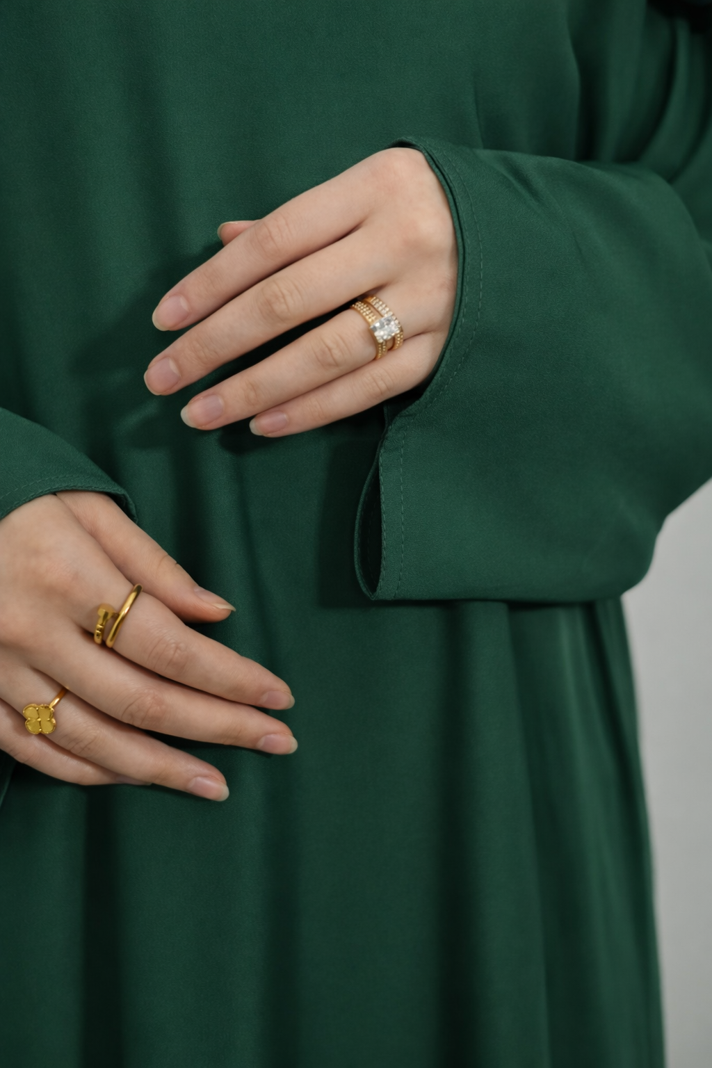 Green Closed Abaya TL Essentials