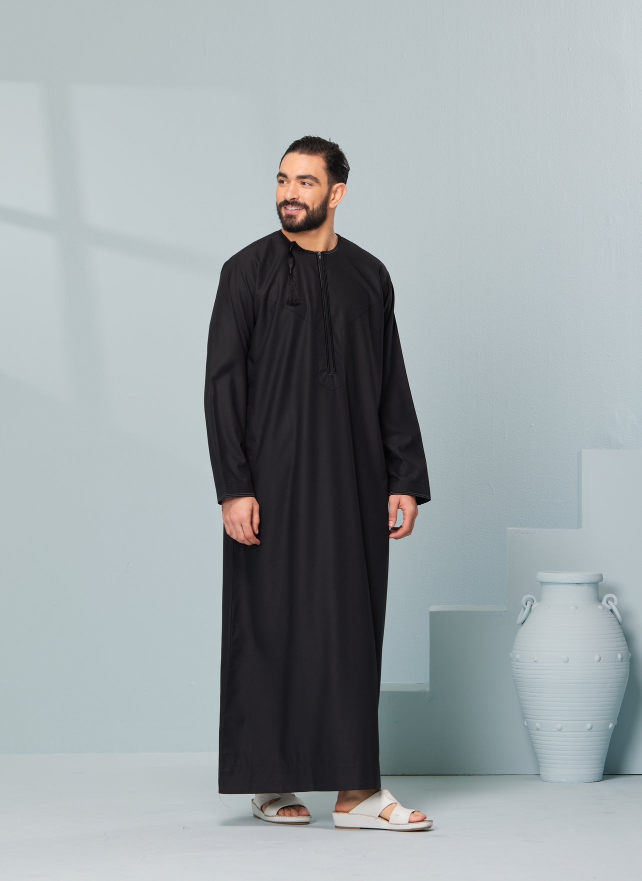 Men's Omani Style Thobe in Black with Black Tassel