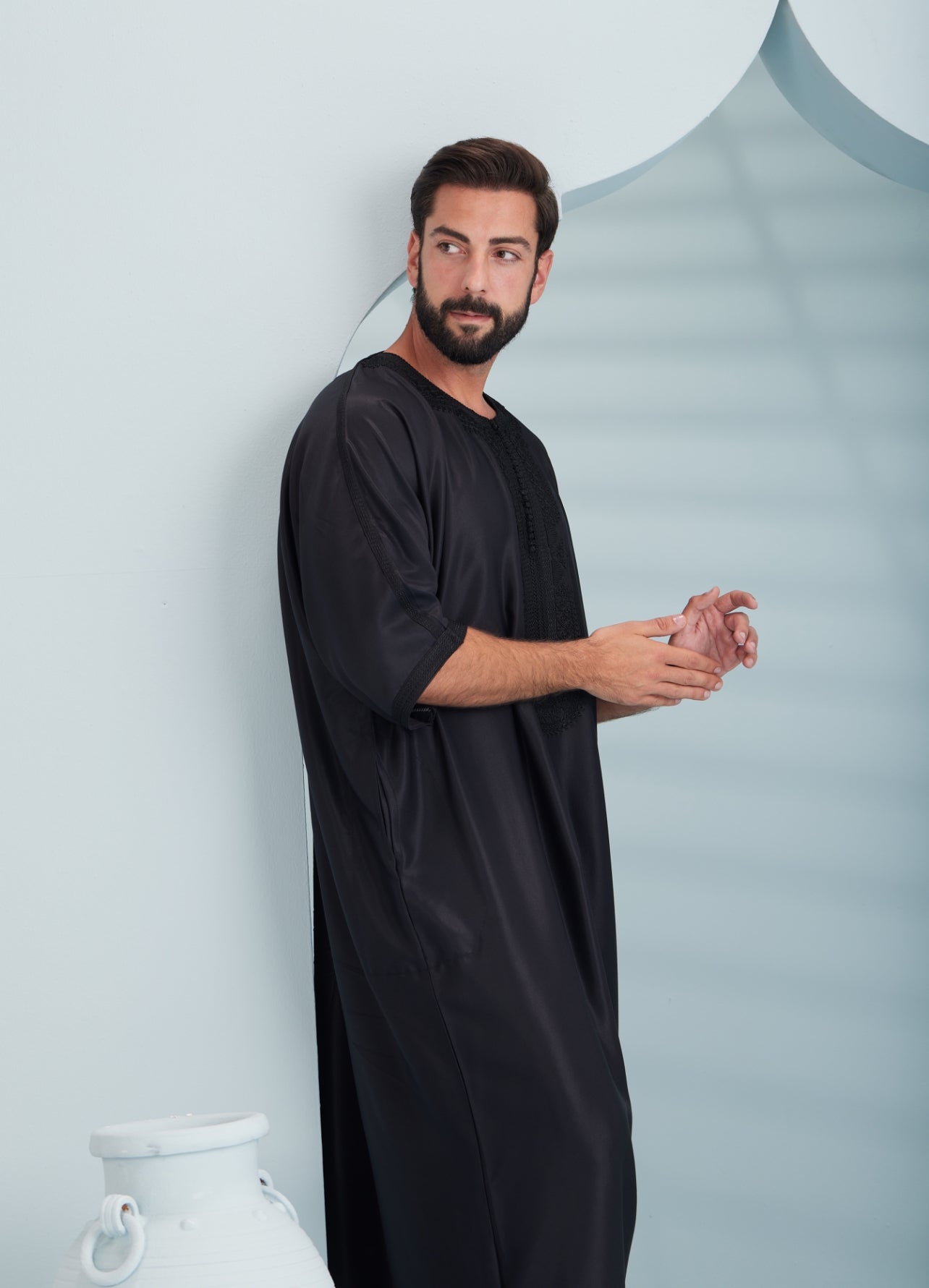 Men's Moroccan Thobe in Black, Othman Thobe