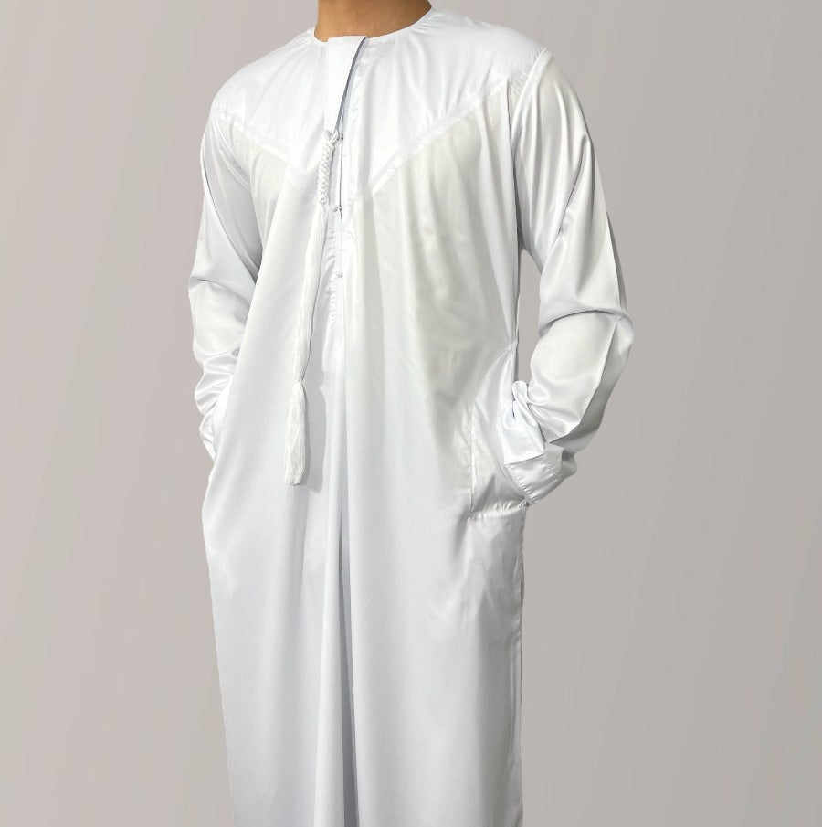 Shiny Emirati Thobe in white